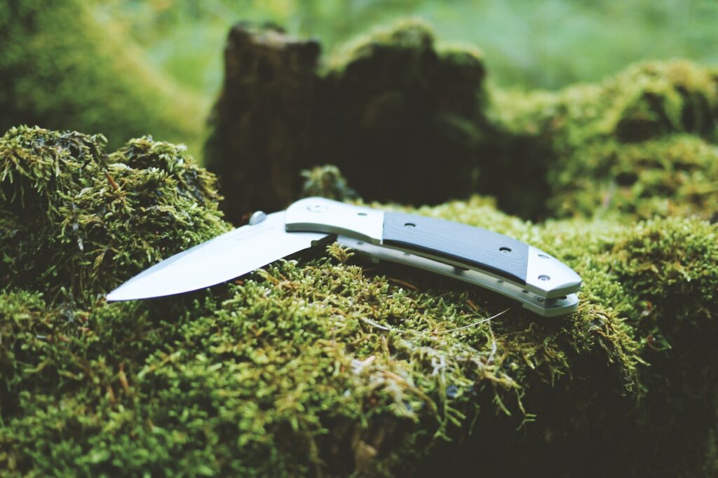 Co warto wiedzieć o nożu survivalowym?
